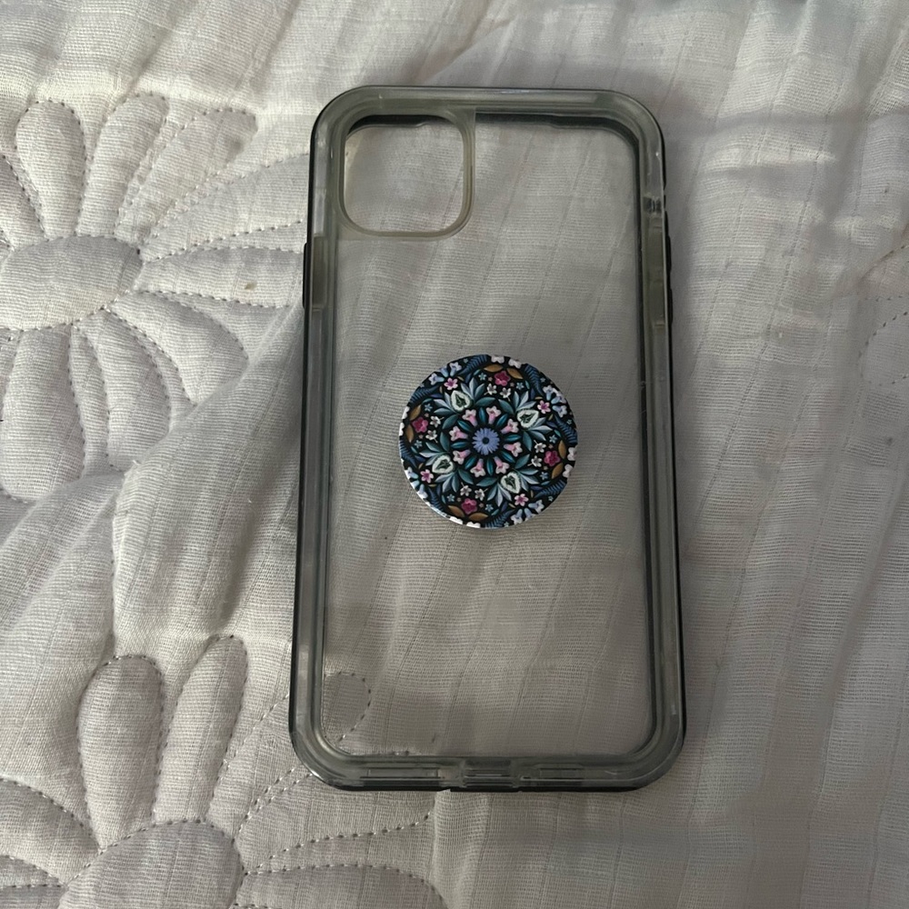 iPhone 11 Pro Max Lifeproof Case with Popsocket